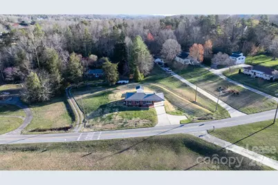 313 Arrowood Street SE, Lenoir, NC 28645 - Photo 17