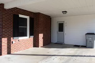 313 Arrowood St SE, Lenoir, NC 28645 - Photo 5