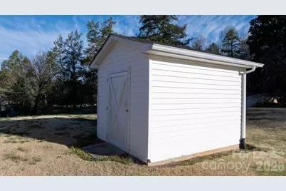 313 Arrowood Street SE, Lenoir, NC 28645 - Photo 11