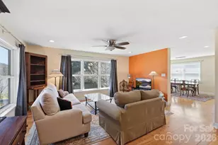 11 Carolina Corner Dr, Black Mountain, NC 28711 - Photo 5