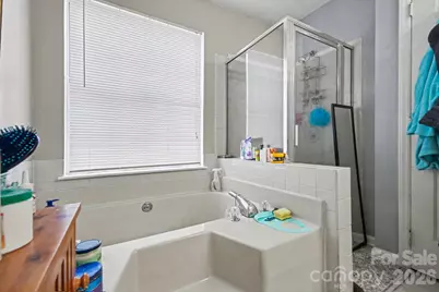 7925 Turquoise Drive, Charlotte, NC 28215 - Photo 5