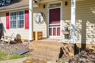 430 Stutts Rd, Mooresville, NC 28117 - Photo 5