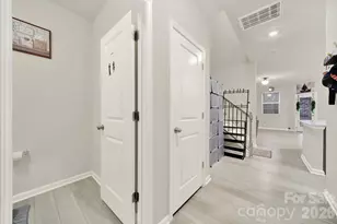 6009 Chelsea Oaks Rdg, Fort Mill, SC 29708 - Photo 3