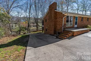 8032 Lakeview Dr, Denver, NC 28037 - Photo 9