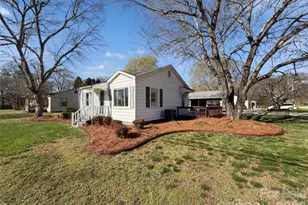 1433 Midlake Rd, Kannapolis, NC 28083 - Photo 3