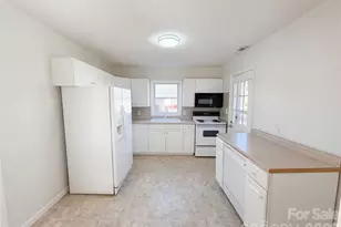 1433 Midlake Rd, Kannapolis, NC 28083 - Photo 7