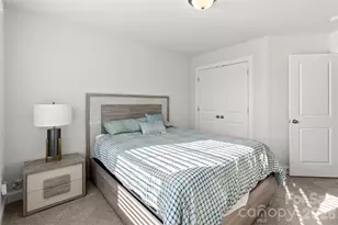 9022 Henry Thoreau Rd, Charlotte, NC 28214 - Photo 27