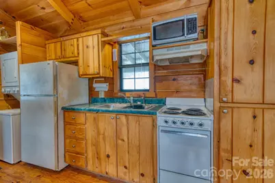 292 Crow Lane, Burnsville, NC 28714 - Photo 11