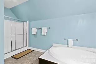 28 Chapel Park Rd, Asheville, NC 28803 - Photo 29