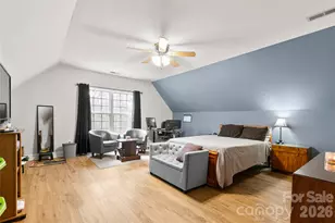 28 Chapel Park Rd, Asheville, NC 28803 - Photo 3