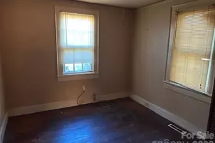 921 Reliance St, Charlotte, NC 28208 - Photo 3