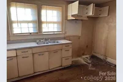 921 Reliance Street, Charlotte, NC 28208 - Photo 7