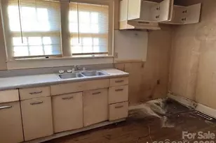 921 Reliance St, Charlotte, NC 28208 - Photo 7