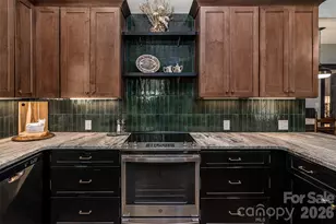 518 W Sharpe St, Statesville, NC 28677 - Photo 13