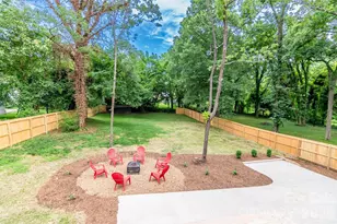 518 W Sharpe St, Statesville, NC 28677 - Photo 33