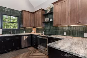 518 W Sharpe St, Statesville, NC 28677 - Photo 11