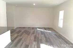 2019 Arapaho Dr, Charlotte, NC 28214 - Photo 7