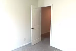 2019 Arapaho Dr, Charlotte, NC 28214 - Photo 9