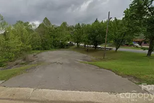 36 Greenwood Rd, Spruce Pine, NC 28777 - Photo 1