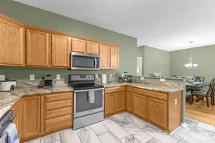 709 Villas Ct, Asheville, NC 28806 - Photo 3