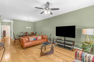 709 Villas Ct, Asheville, NC 28806 - Photo 5