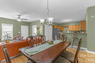 709 Villas Ct, Asheville, NC 28806 - Photo 9