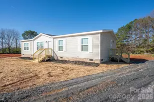 808 W Eagleview Ln, Lawndale, NC 28090 - Photo 7