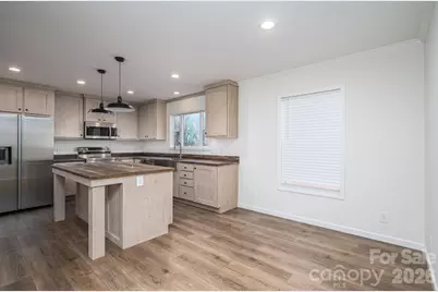 808 W Eagleview Lane, Lawndale, NC 28090 - Photo 17