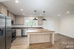 808 W Eagleview Ln, Lawndale, NC 28090 - Photo 11