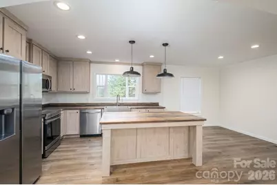 808 W Eagleview Lane, Lawndale, NC 28090 - Photo 15