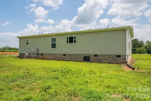 808 W Eagleview Ln, Lawndale, NC 28090 - Photo 11