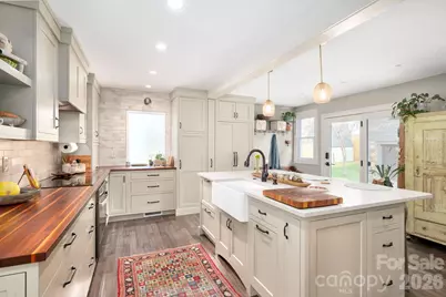 21 Craig Circle, Asheville, NC 28805 - Photo 13