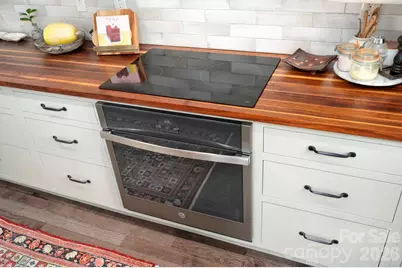 21 Craig Circle, Asheville, NC 28805 - Photo 11