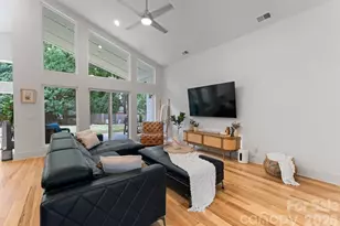 3931 Belshire Ln, Charlotte, NC 28205 - Photo 7