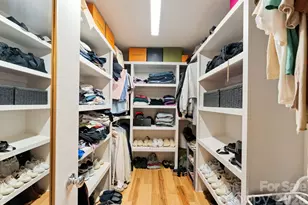 3931 Belshire Ln, Charlotte, NC 28205 - Photo 25