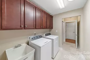 5224 Polo Gate Boulevard, Charlotte, NC 28216 - Photo 37