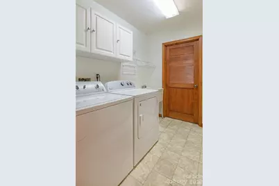 299 Carriage Summitt Way, Hendersonville, NC 28791 - Photo 37