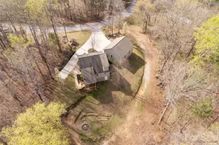1890 Davis Cir, Clover, SC 29710 - Photo 29