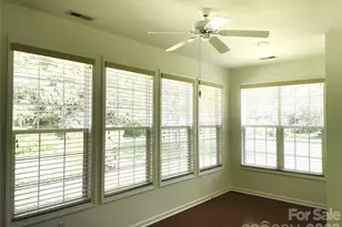 35 Sheffield Pl, Brevard, NC 28712 - Photo 5