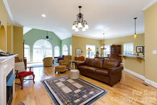 2509 Georgemont Ct, Gastonia, NC 28054 - Photo 5