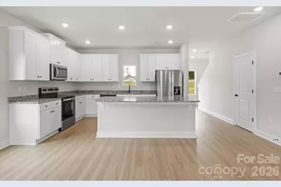 6611 Fairford Drive, Charlotte, NC 28215 - Photo 5