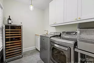 2121 Forest Dr, Charlotte, NC 28211 - Photo 15