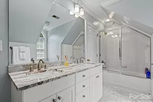 2121 Forest Dr, Charlotte, NC 28211 - Photo 25