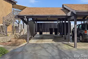 128 Country Ridge Rd, Hendersonville, NC 28739 - Photo 47