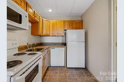 128 Country Ridge Road, Hendersonville, NC 28739 - Photo 33