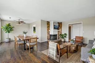 128 Country Ridge Rd, Hendersonville, NC 28739 - Photo 9