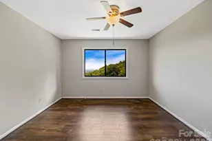 128 Country Ridge Rd, Hendersonville, NC 28739 - Photo 27