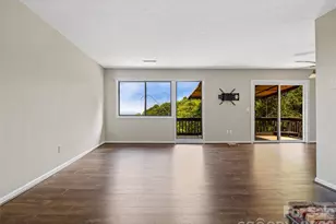 128 Country Ridge Rd, Hendersonville, NC 28739 - Photo 7