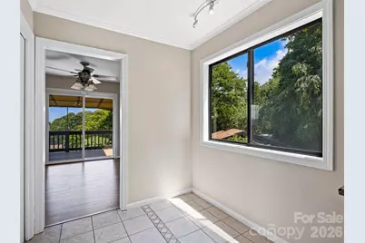 128 Country Ridge Road, Hendersonville, NC 28739 - Photo 19