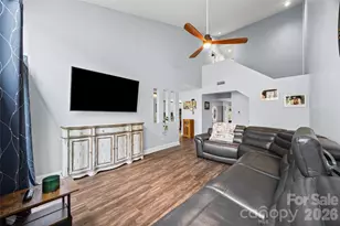 34 Old Post Rd, Lake Wylie, SC 29710 - Photo 11